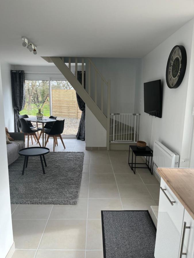 La Petite Maison De Kerguiniou Glomel Buitenkant foto