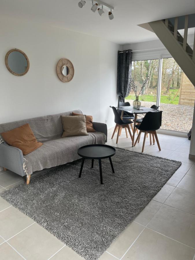 La Petite Maison De Kerguiniou Glomel Buitenkant foto