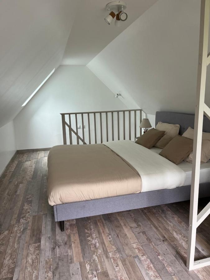 La Petite Maison De Kerguiniou Glomel Buitenkant foto